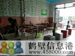 軍民花園一區(qū)門口西，小吃店，3萬轉(zhuǎn)讓費(fèi)，不包括房租，營業(yè)中