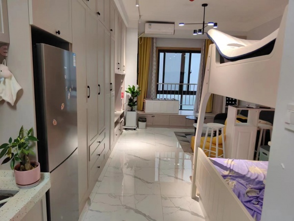 淇河建業(yè)壹號城邦一室出租，精裝修 拎包入住，家具家電全新