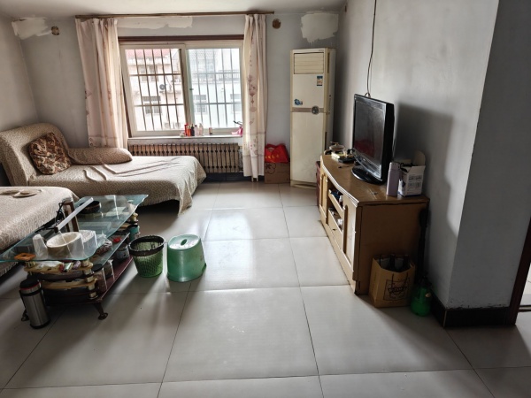牟山一區(qū)，房屋出售！